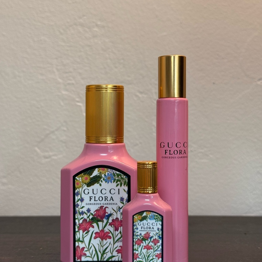 Gucci Flora “Gorgeous Gardenia” pink bottle